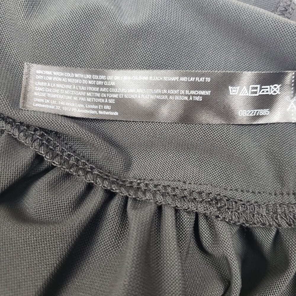 UO x Out From Under Cammy Ruffle Trim Micro Skort Womens Sz Small Tap Shoe Black - Picture 11 of 16